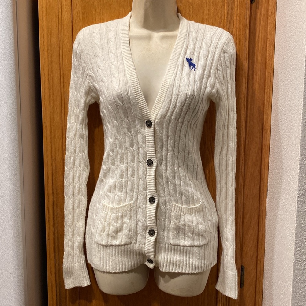 Abercrombie Kids Cream Cable Knit V Neck Button Front Sweater Cardigan Size XL - Picture 5 of 9